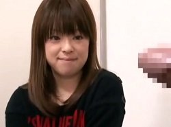 ウブそうに見えてフェラ上手な２０歳女子がセンズリ鑑賞でフェラごっくん