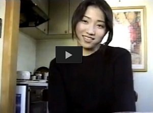 日中の暇な時間を利用して初めての自撮りオナニー楽しむキレイな主婦